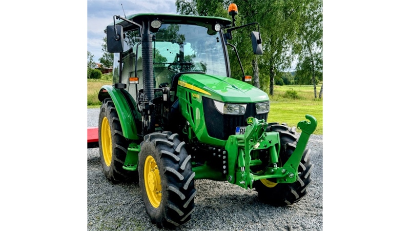 UNIVERSALE FRONTHYDRAULIK CAT. 2 FÜR TRAKTOR 1500 KG - GRÜN (RAL 6001)