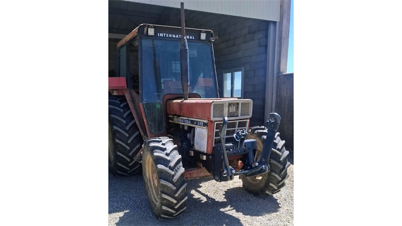 UNIVERSALE FRONTHYDRAULIK CAT. 2 FÜR TRAKTOR 1500 KG