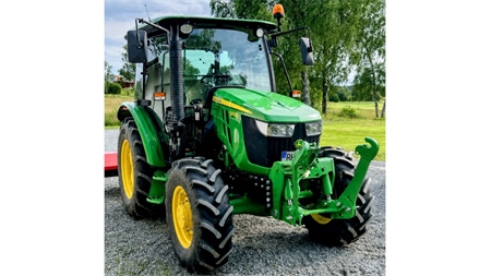 UNIVERSALE FRONTHYDRAULIK CAT. 2 FÜR TRAKTOR 1500 KG - GRÜN (RAL 6001)