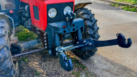 KIT UNIVERSEL HYDRAULIQUE FRONTAL ( AVANT) 2 EME CATEGORIE POUR TRACTEUR 1500KG